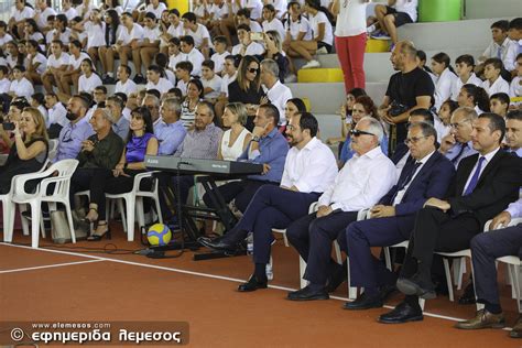 Образцовая школа: открытие спортивных площадок в 20-ой начальной школе ...