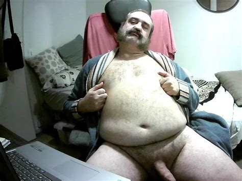 Warm Up Before Going To Sleep Nude Pics Xhamster