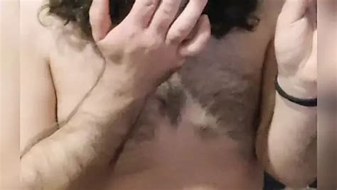 Bater Punheta Na Cama Sentado Olhar De Frente Gay Porn 86 XHamster