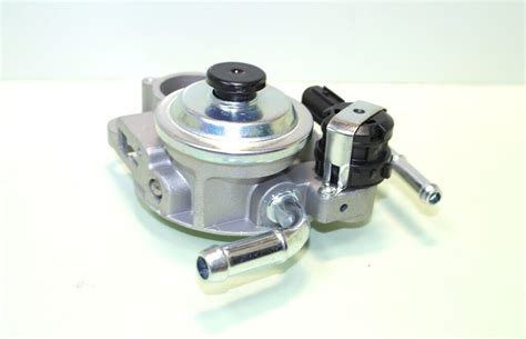 Насос ручной подкачки топлива 4D56DID 1770A099 для Mitsubishi L200