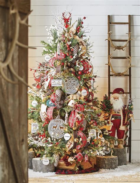 10+ Christmas Tree Decorating Trends 2021