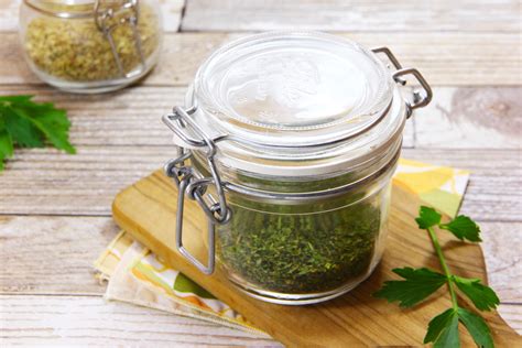 How to Dry Herbs in the Oven (with Pictures) - wikiHow