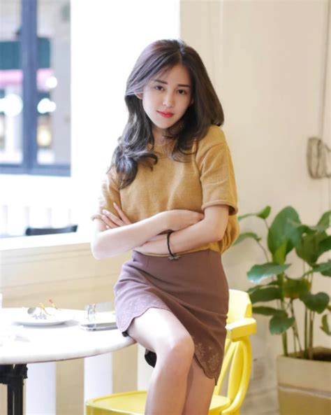 Hot girl số 1 Malaysia có khác ăn gì mà mặt xinh dáng chuẩn quá trời