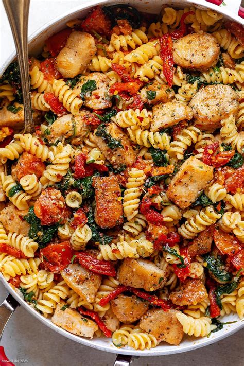 Tomato Spinach Chicken Pasta | Chicken pasta recipes, Healthy pasta