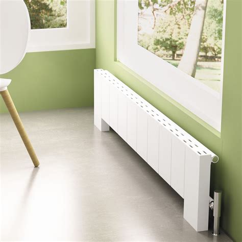 Radiador a água quente ELVINO FLOOR Carisa Designer Radiators