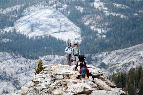 12 Best Hiking Trails in Yosemite National Park - Take a Walk Around ...