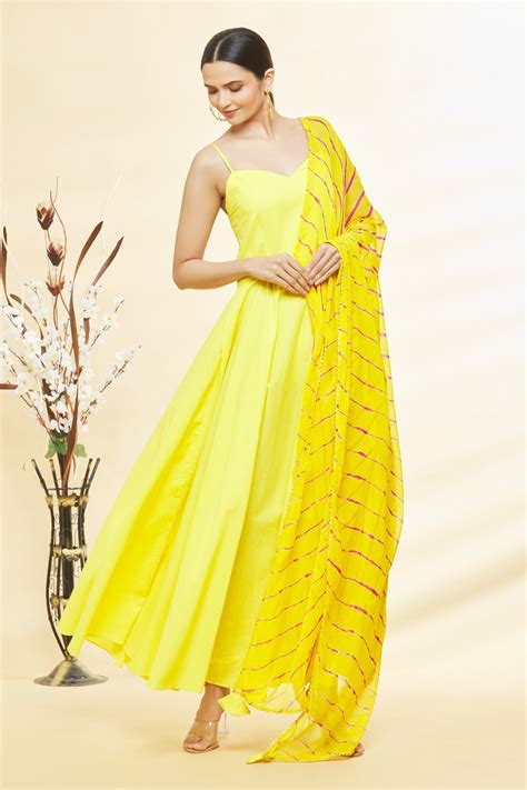 Buy Yellow Anarkali And Lining Cotton Tie Dye Leheriya Solid With