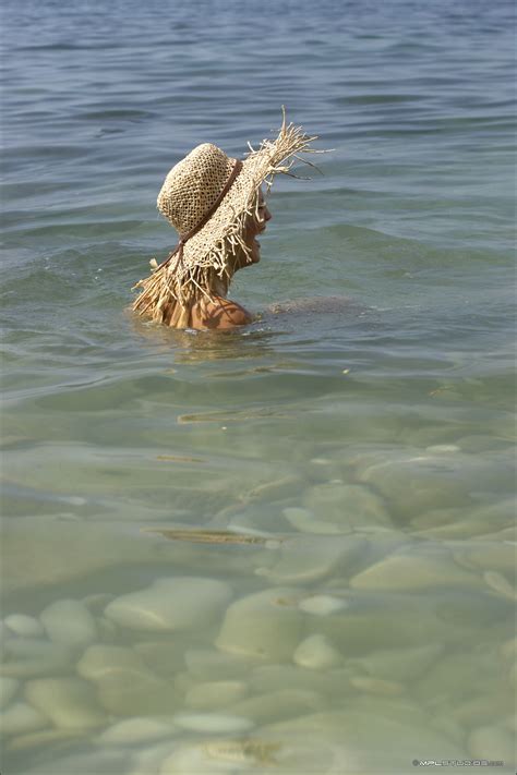 Blond Beauty Valia Naked In The Lake Valia 0021 Porn Pic