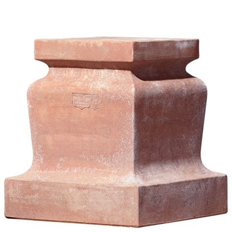 Molded Square Base Poggi Ugo Terracotta Impruneta