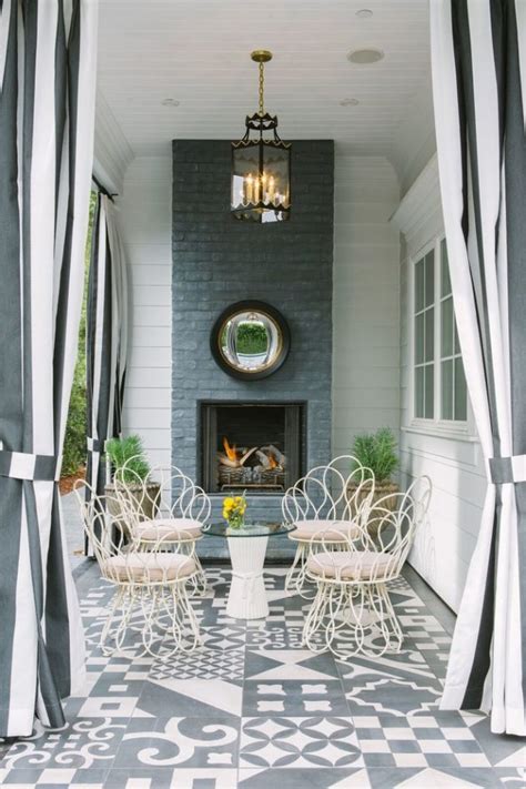 16 Enchanting Shabby Chic Patio Designs For Your Garden