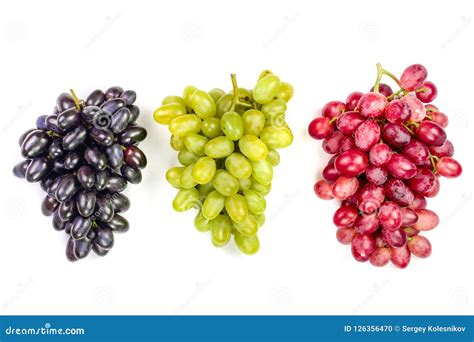 Uvas Cor De Rosa E Azuis Verdes Isoladas No Fundo Branco Foto De Stock