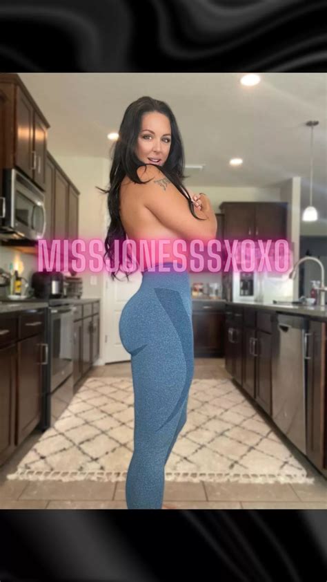 Yoga MILF Nudes Yogansfw NUDE PICS ORG