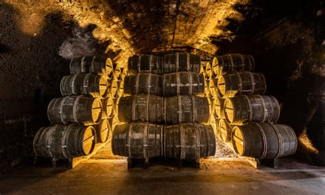 Chateau De Cognac Home Of The Baron Otard Cognacs