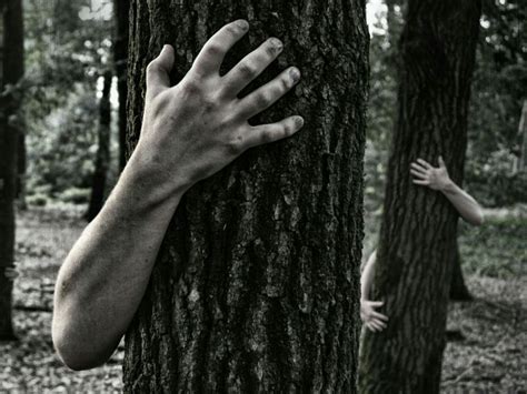 alien hand syndrome    hand   enemy