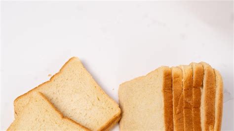 Premium Photo Sliced Bread Isolated On White Background With Clipping