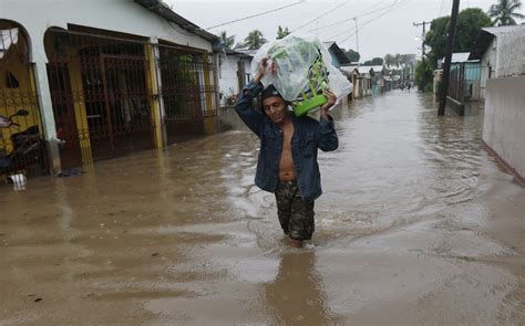 Weakened Storm Eta Moves over Honduras with Heavy Rains. Next Stop Cuba