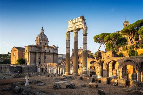 Ruins of Famous Roman Forum Stock Image - Image of monument, column ...