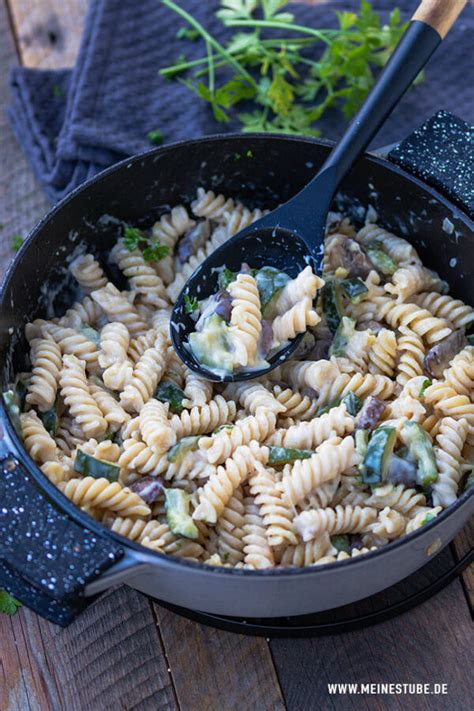 Putengeschnetzeltes mit Champignons in Rahmsoße Meinestube