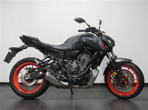 Yamaha Mt Naked In Grijs Gebruikt In Hoevelaken Voor