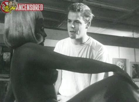 Naked Gigi Darlene In The Love Statue