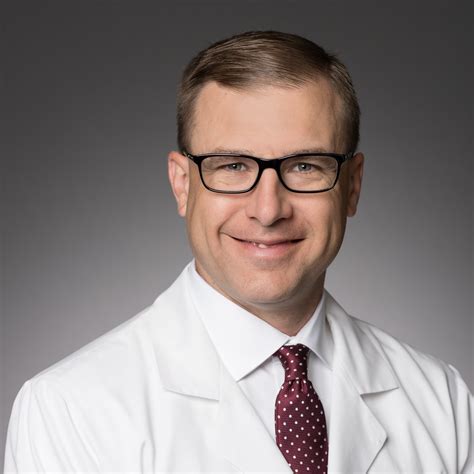 Dr. Kelly J. Hendricks | Overland Park, KS | Orthopedic Surgery