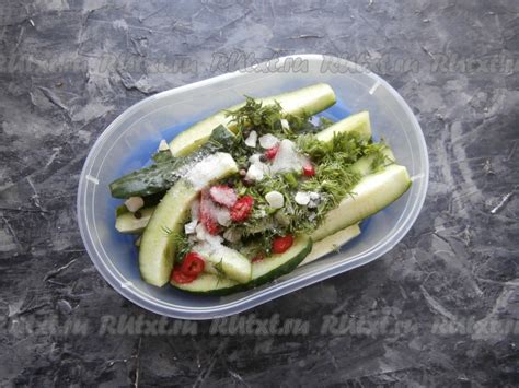 Малосольные огурцы с уксусом быстрого приготовления: 7 фото в рецепте