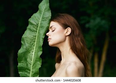 Pretty Woman Naked Shoulders Green Leaf Stock Photo 1429100195 Shutterstock