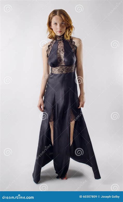 Mooie Sexy Vrouw In Lingerie Stock Afbeelding Image Of Kleren Aantrekkingskracht