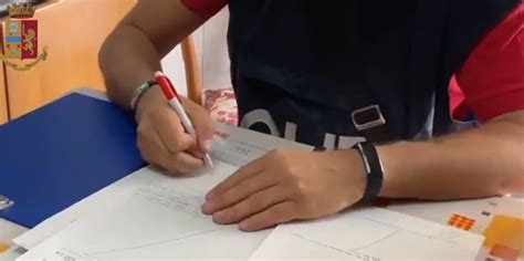 Perquisizioni Della Polizia Postale Per Il Reato Di Revenge Porn Ed Altri Reati In Danno Di