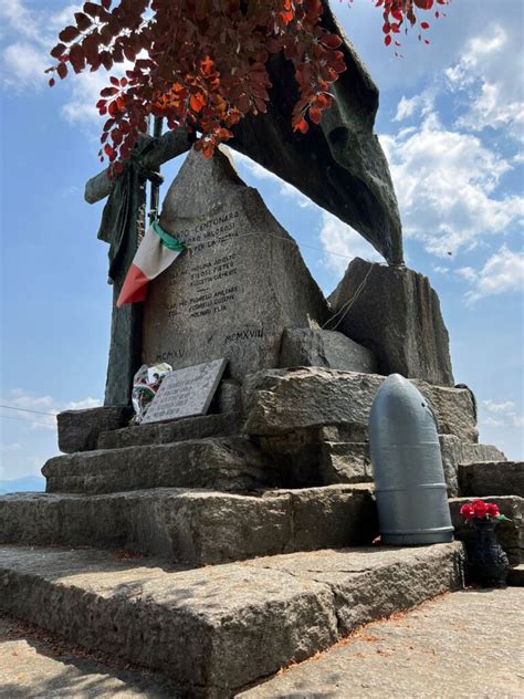 Monumento Ai Caduti Nelle Guerre Mondiali Di Art Madonna Del Sasso