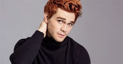 Cara Gostoso Vaza Suposto Nude Do Ator KJ Apa De Riverdale