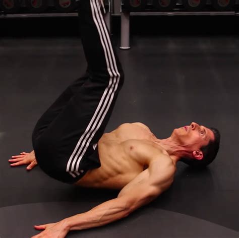 Athlean-X Shares 7-Minute Bodyweight Lower Abs Workout