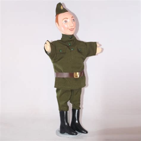 Кукла Солдат перчаточная. Перчаточные куклы. Театральные куклы. ООО ...