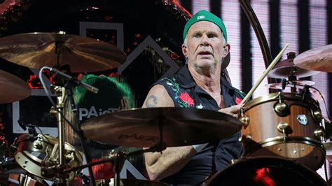 Watch Chad Smith Break Down Red Hot Chili Peppers Drum Beats And Fills In A Virtual Masterclass