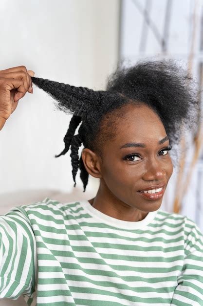 images de gamme chignon afro freepik