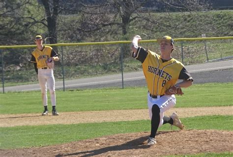 Baseball Loses Heartbreaking Doubleheader To Jamestown The Buzz