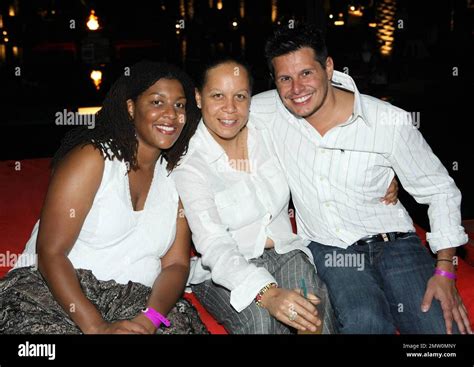 Exclusive Guests At Abcs Ugly Betty Season 4 Red Carpet Premiere