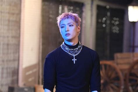 BOUNCY K HOT CHILLI PEPPERS MV Filming Site ATEEZ Photo Fanpop