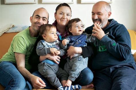 Surrogata la lettera di una madre al figlio gay Mi sentirei più rispettata se tu adottassi