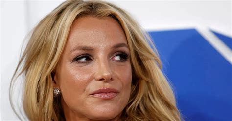 Britney Spears Forced To Strip Naked In Front Of Minders And Had No Bedroom Door Mirror Online