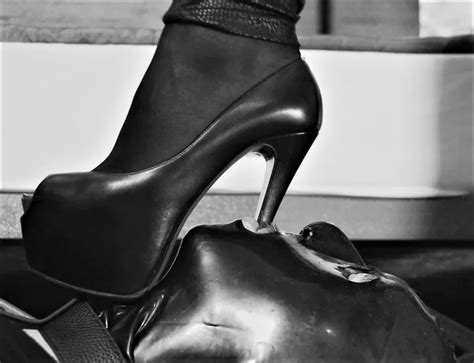 Mistress Domination Nude Pics XHamster