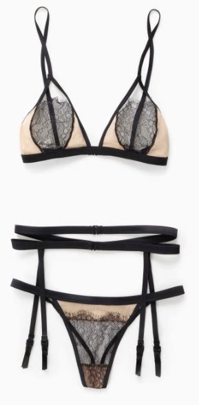 Une Vente Dentrep T Blush Lingerie Du Au D Cembre Montreal Tv