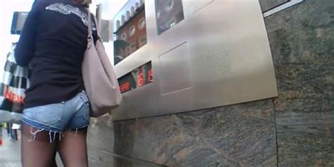 TEEN STREET ASS IN DENIM SHORT SHORTS Tnaflix