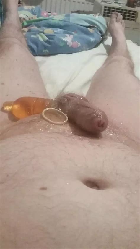 Bed Piss Gay Solo Solo Porn Xhamster