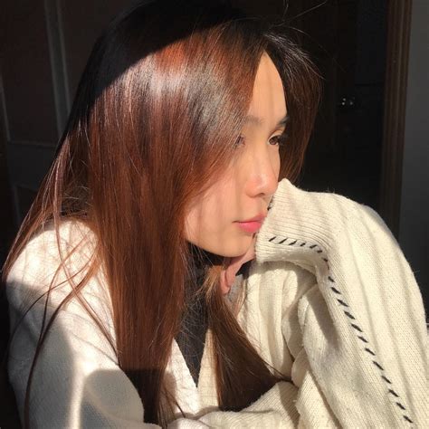 Hot girl tình duyên lận đận lộ diện mặt mộc fan game có thất vọng