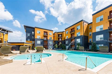 Amenities At The Quarters Stillwater Student Apartments With Private