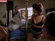 Naked Guylaine Tremblay in Omertà la loi du silence