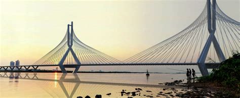 Hoa hậu Lương Thùy Linh và những lần diện bikini khoe dáng nuột nà trên bãi biển