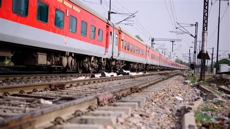 Man opens fire inside Sealdah-Rajdhani Express; arrested | Latest News India - Hindustan Times