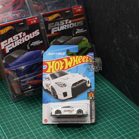 Jual HOT WHEELS LIBERTY WALK NISSAN GT R R PUTIH WHITE Shopee Indonesia